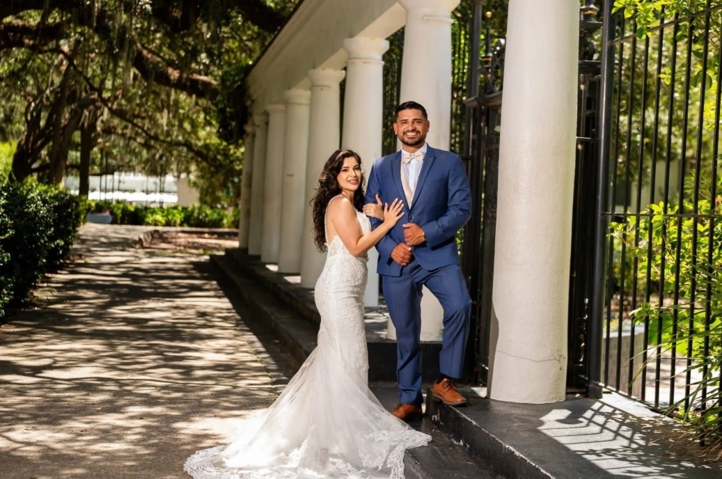 Why So Many Couples Elope to Savannah Georgia